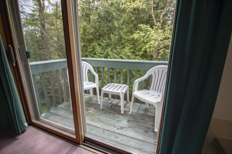 Ridges Inn & Suites