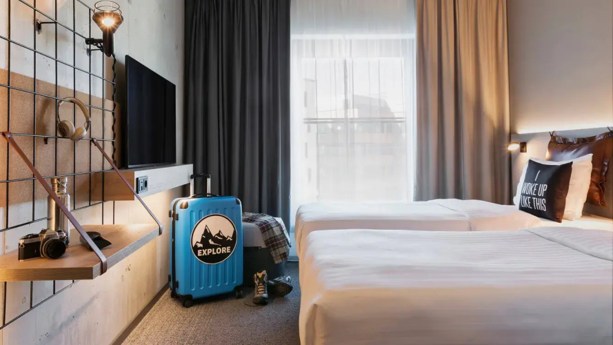 Moxy Sleeper Twin room