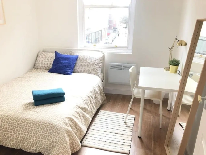 2 Bedrooms Double Apartment