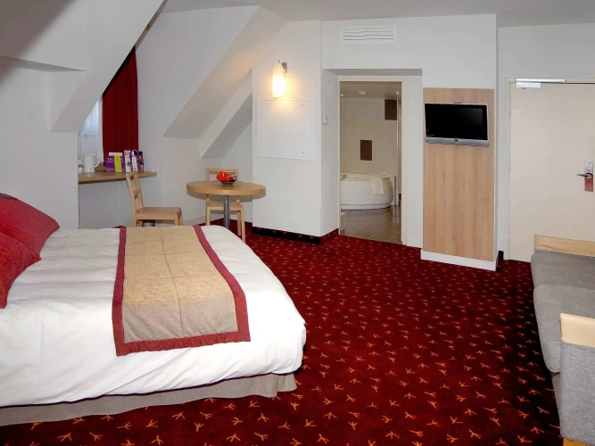 Guest rooms