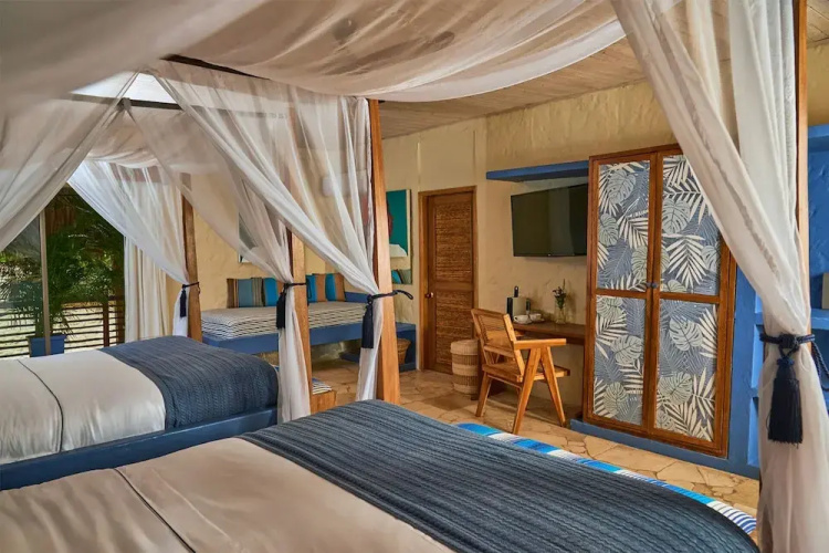 Blue Apple Beach Hotel