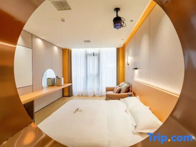 Deluxe Family Suite