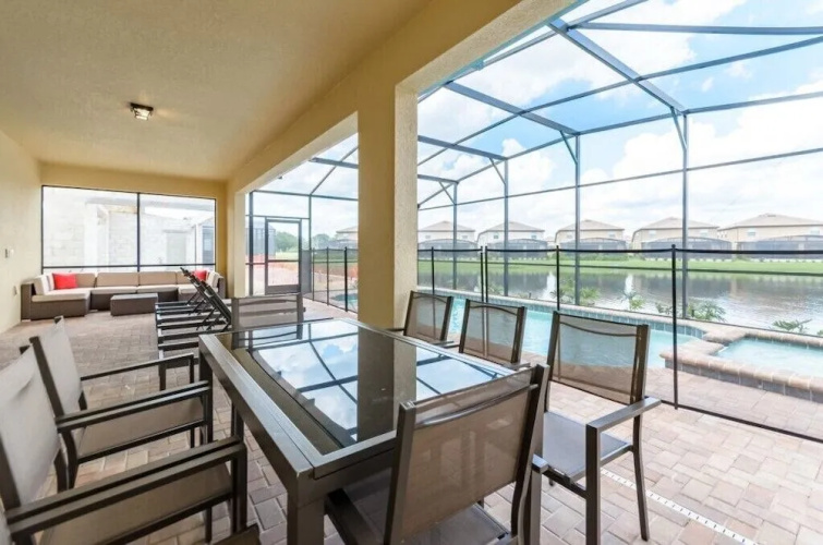 Macapa Drive Villa Windsor At Westside