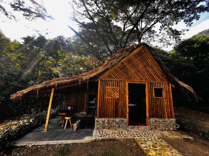 2 Bedrooms Chalet