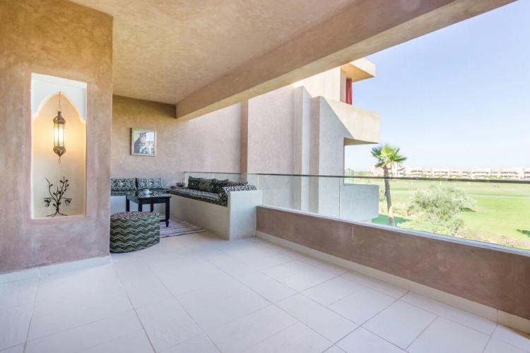 Family Only Flat in Golf City