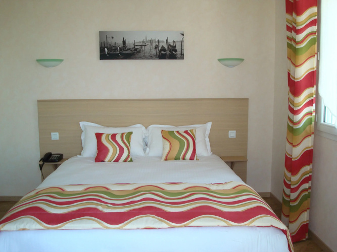 Brit Hotel Confort Azur Cholet Nord