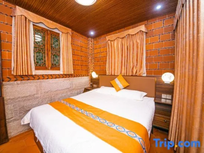 2 Bedrooms Suite