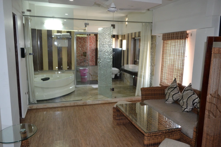 Royal Double Suite with river view