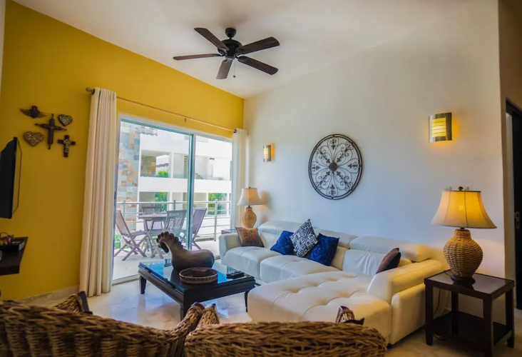 La Vista Condo Beachside