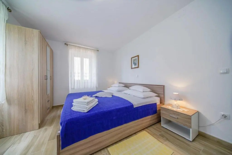 Apartment Nedjeljka - 200m from sea