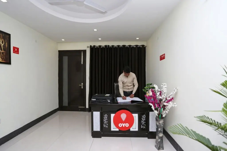 Maira Homes By OYO Rooms