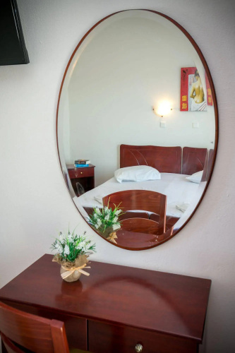 Lina Apartments