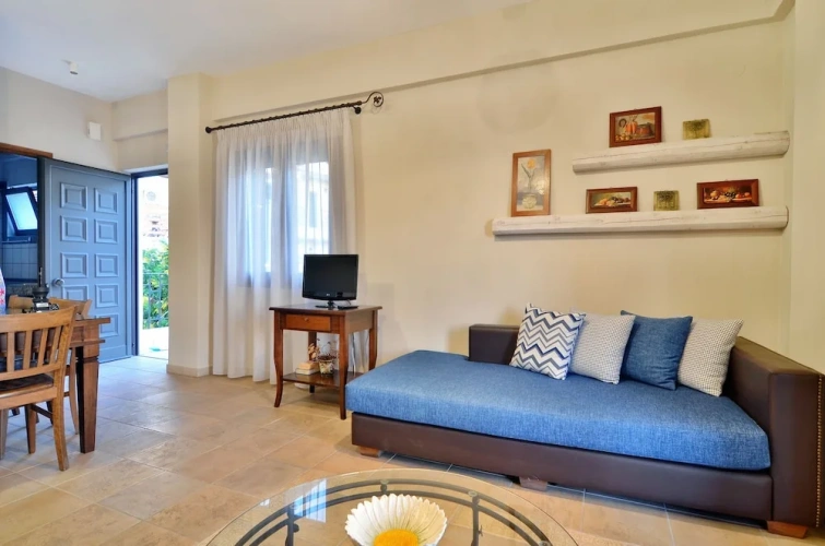 1 Bedroom Apartment with balcony and with sea view