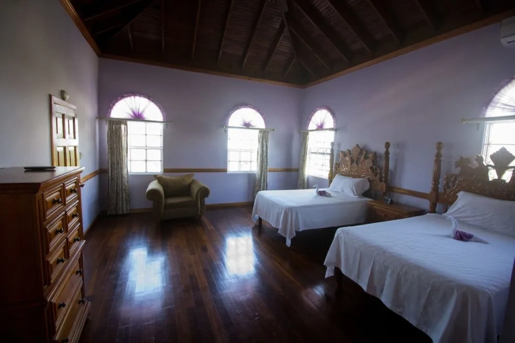 Comfort Double Basement room