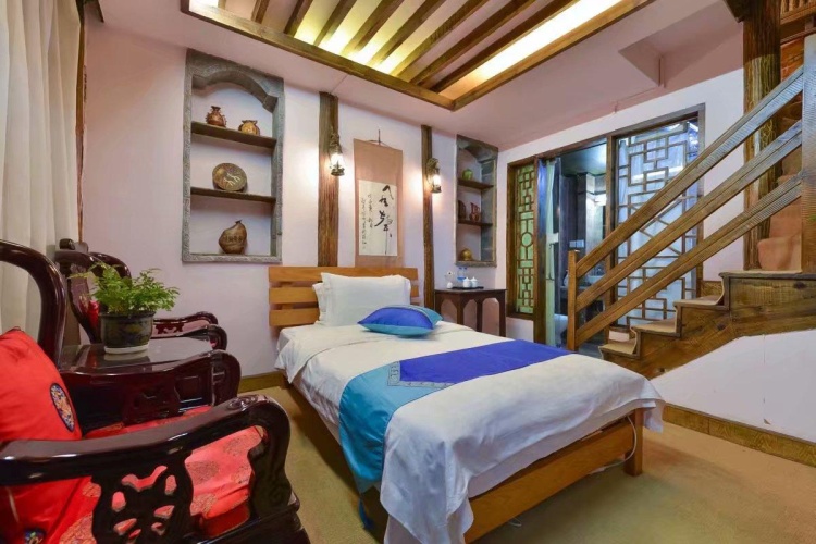 Deluxe Family Suite