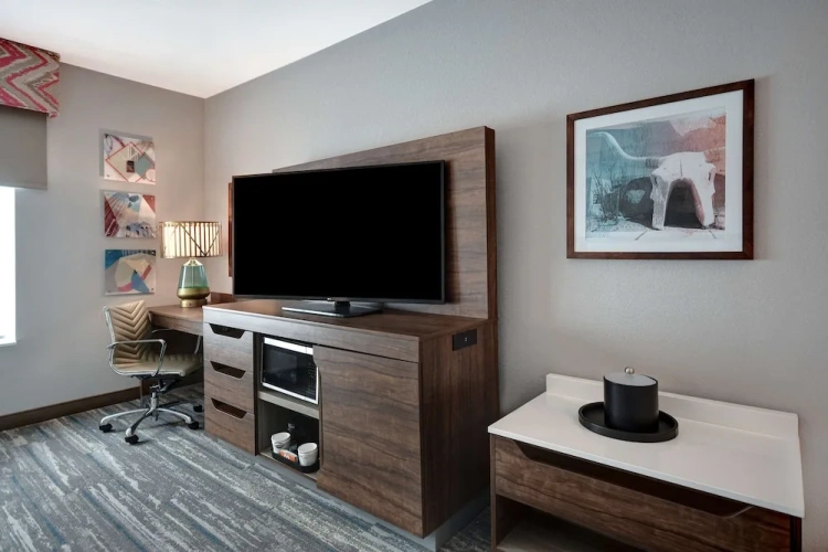 Standard Double room with city view