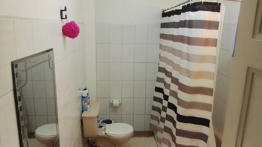 Hostel de'l Tata