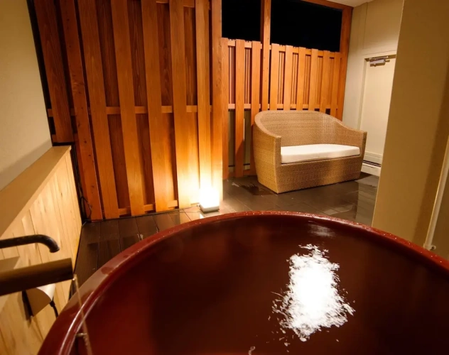 Standard Twin room with balcony