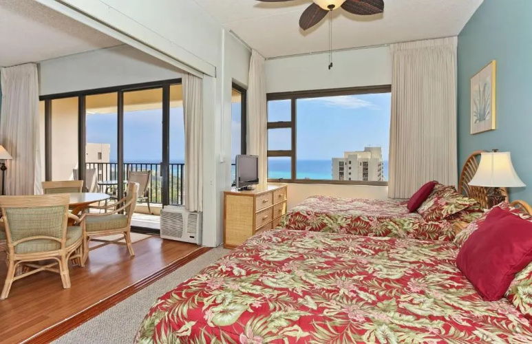 Waikiki Banyan #3810-T2
