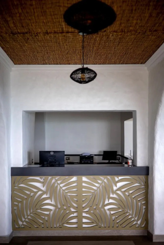 La Mariposa Hotel