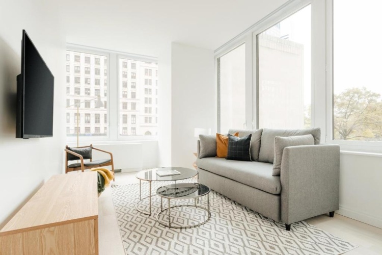 2 Bedrooms Apartment