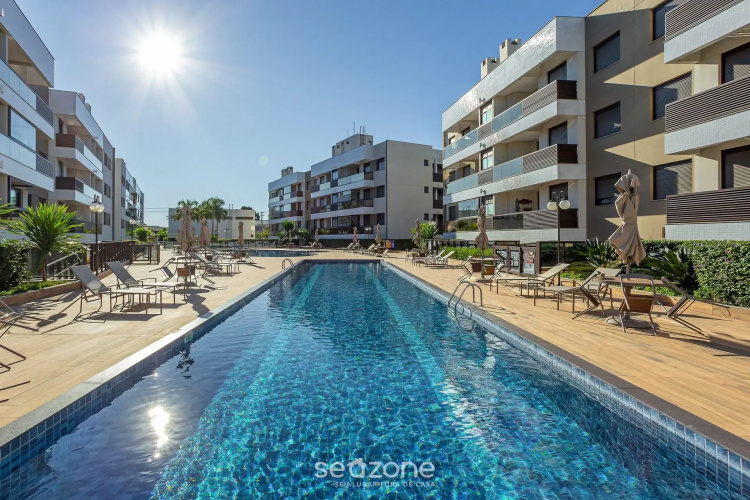 Apartamentos c/ piscinas a 200m do mar Floripa-SC ADC