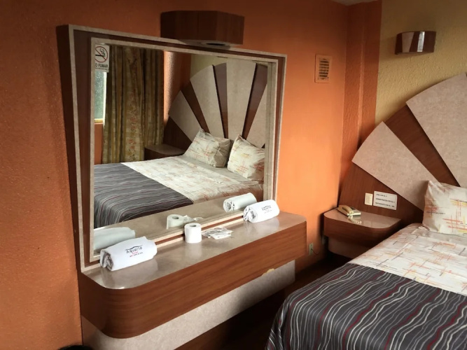 Hotel Aquario CDMX - Central del Norte