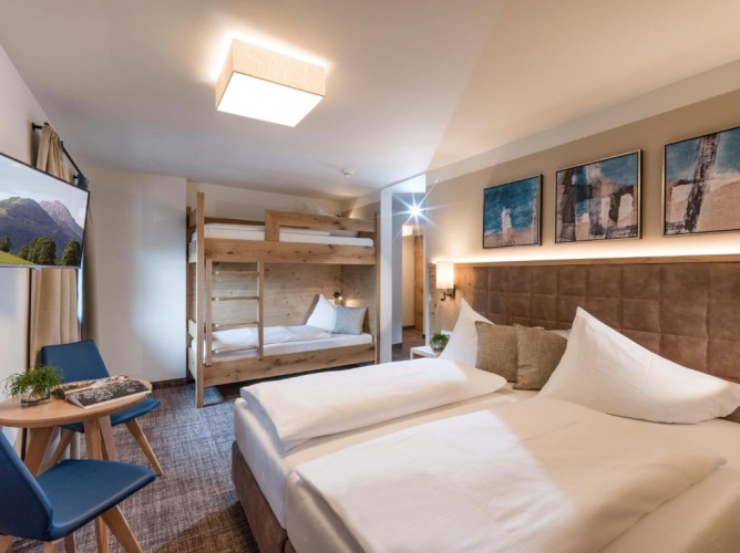 Standard Quadruple room