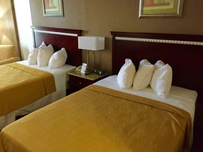 Rodeway Inn Bushnell