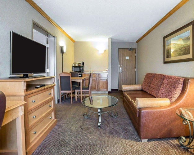 Double Suite