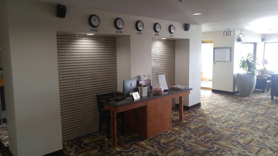 Ramada by Wyndham Abbotsford photo 8