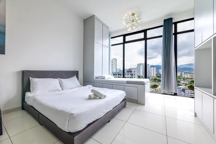 13a-Georgetown Beacon Executive Suites #Infinity Pool