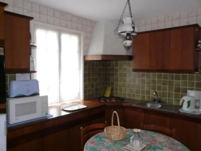 3 Bedrooms Cottage