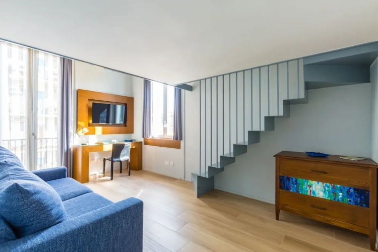 Standard Quadruple Family room