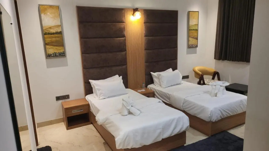 Hotel Midtown - A Unit By Prakash