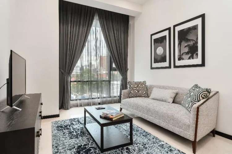 1 Bedroom Apartment