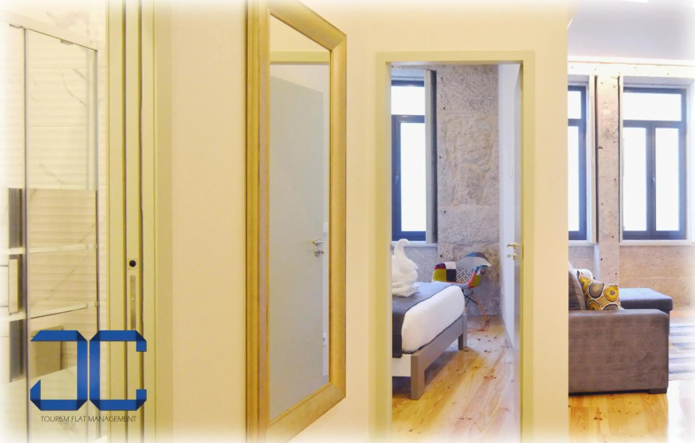 Click! Apartment by JC