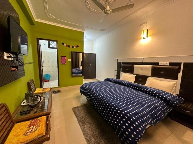 Standard Double room with mountain view