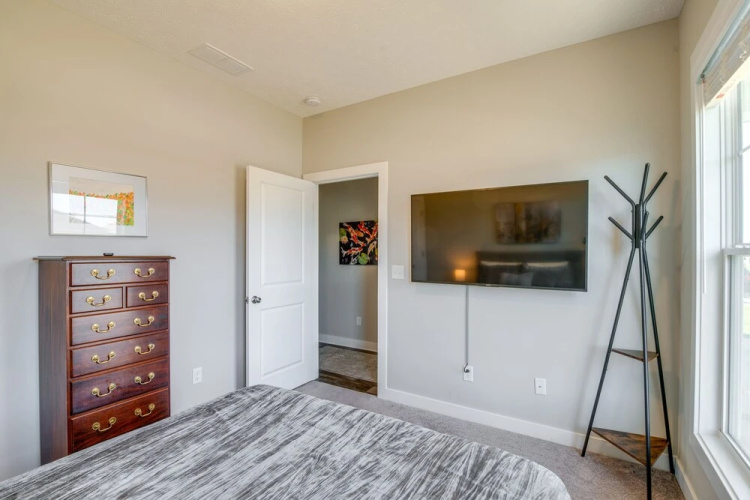 Lovely Bowling Green Home, 10 Mi to Downtown!