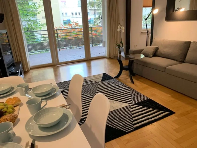 1 Bedroom Apartment