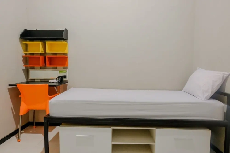 Deluxe Single room