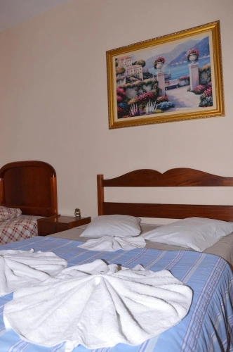 Economy Triple room