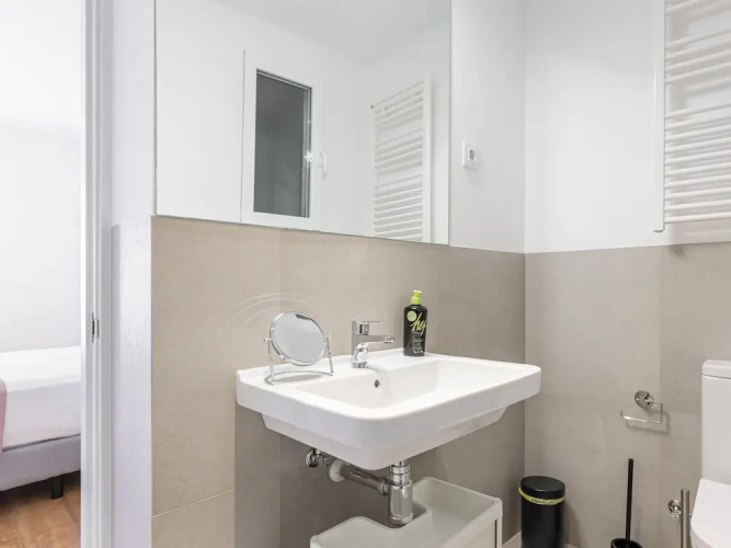 Limehome Madrid C. de Fomento