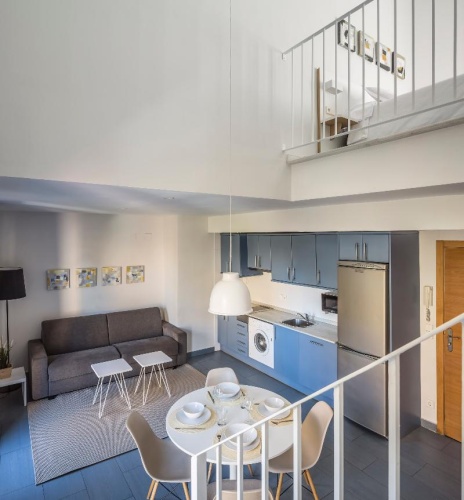 2 Bedrooms Quadruple Apartment
