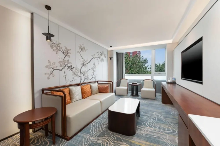 Double Suite