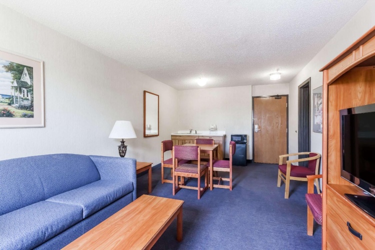 1 Bedroom Double Suite