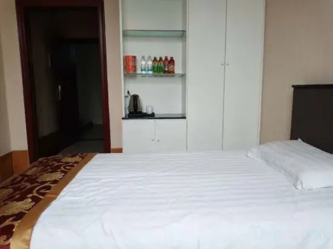 Tianyi Business Hotel
