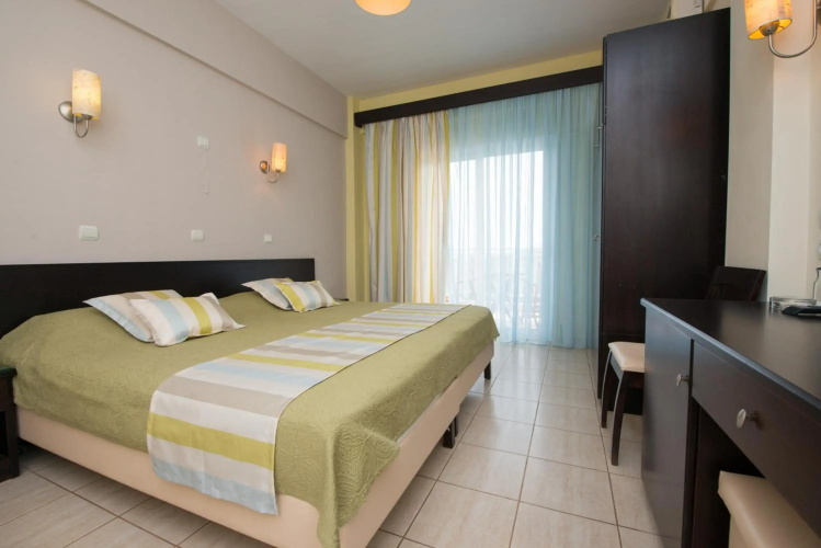 Maranton Beach Hotel