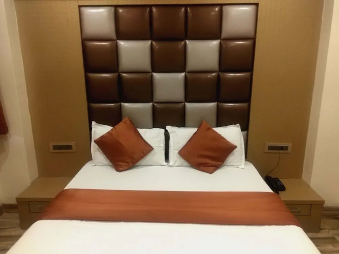 Hotel Karishma Dadar