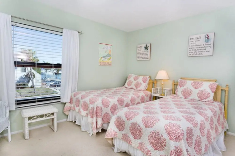 Mariner Point 732